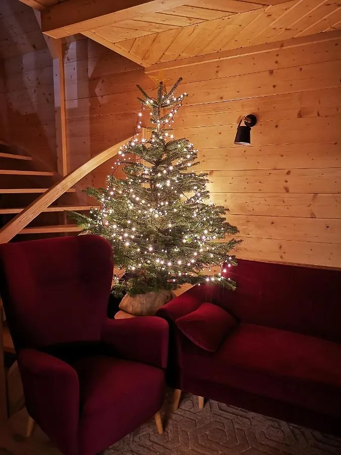 Tatracamp Base Villa Zakopane 0*,